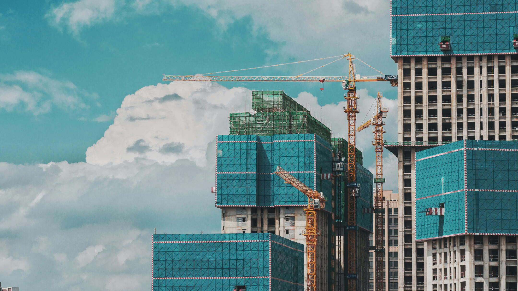 Versicherungen und Real Estate Versicherungen und Real Estate